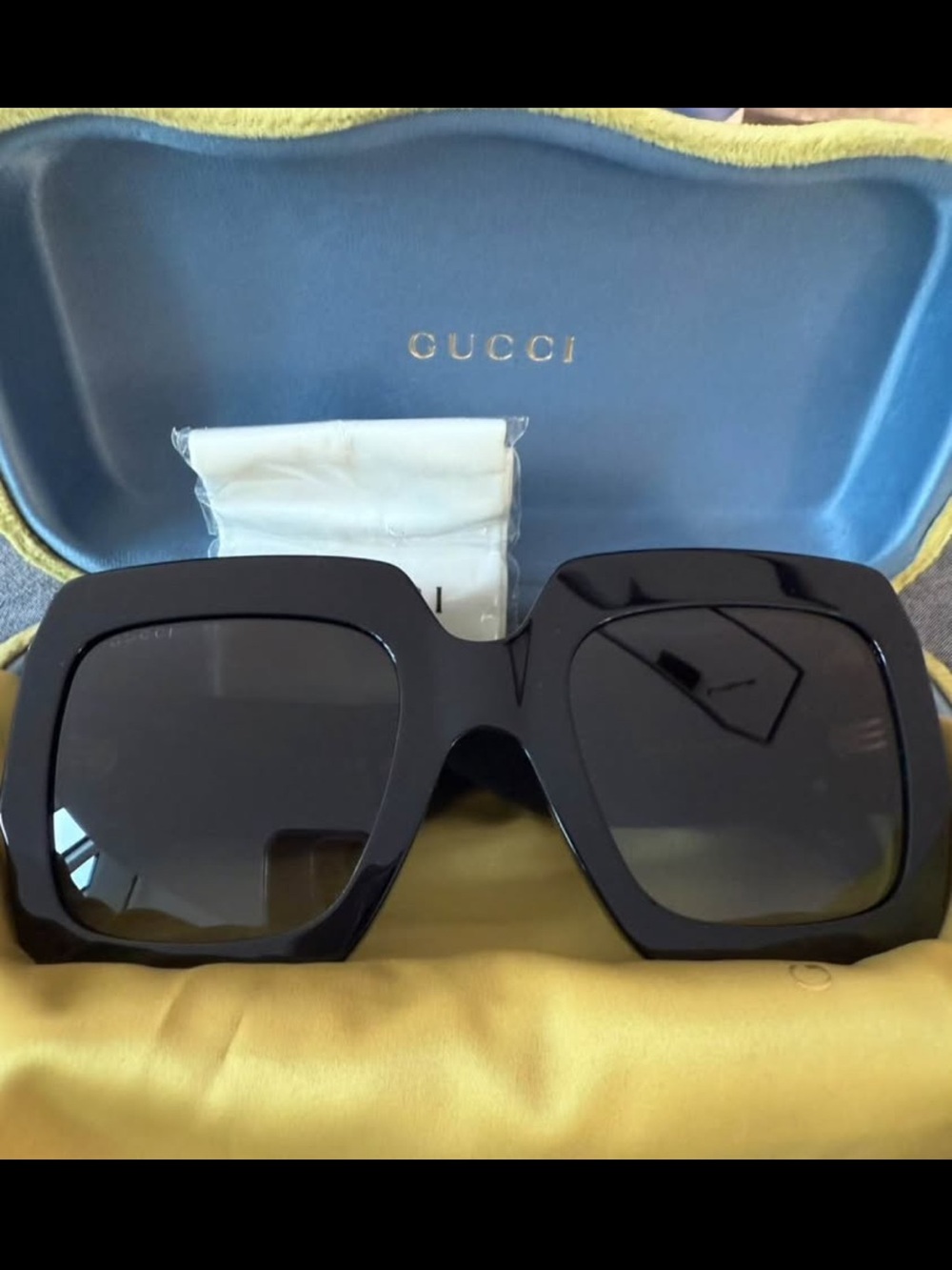 Gucci Black Square Oversized Sunglasses with Gradient Lenses